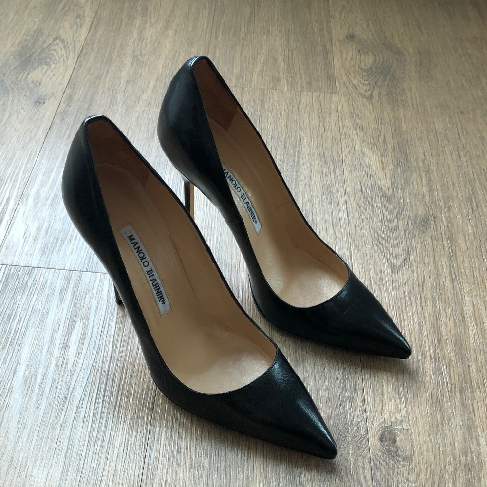 STUNNING Manolo Blahnik BB 105 Pumps